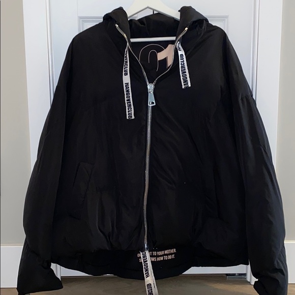 No Branding Bomber Puffer - Picture 1 of 6